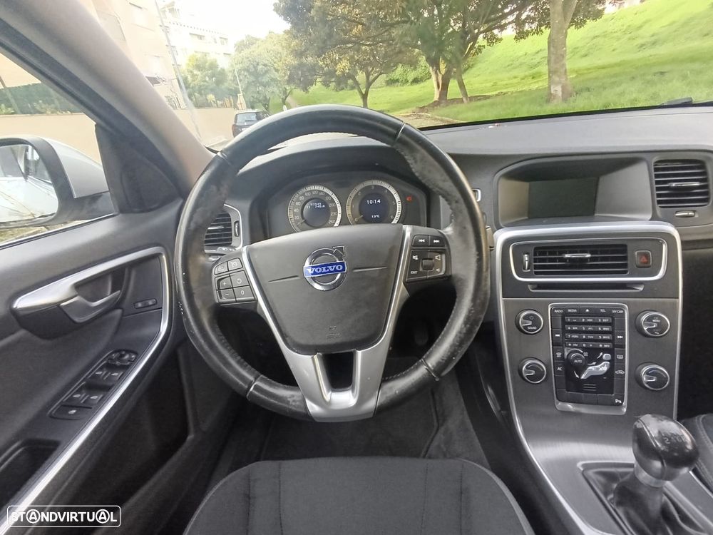 Volvo S60 2.0 D4 Momentum Start/Stop - 15