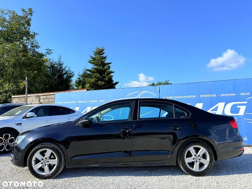 Volkswagen Jetta 1.2 TSI BlueMotion Technology - 9
