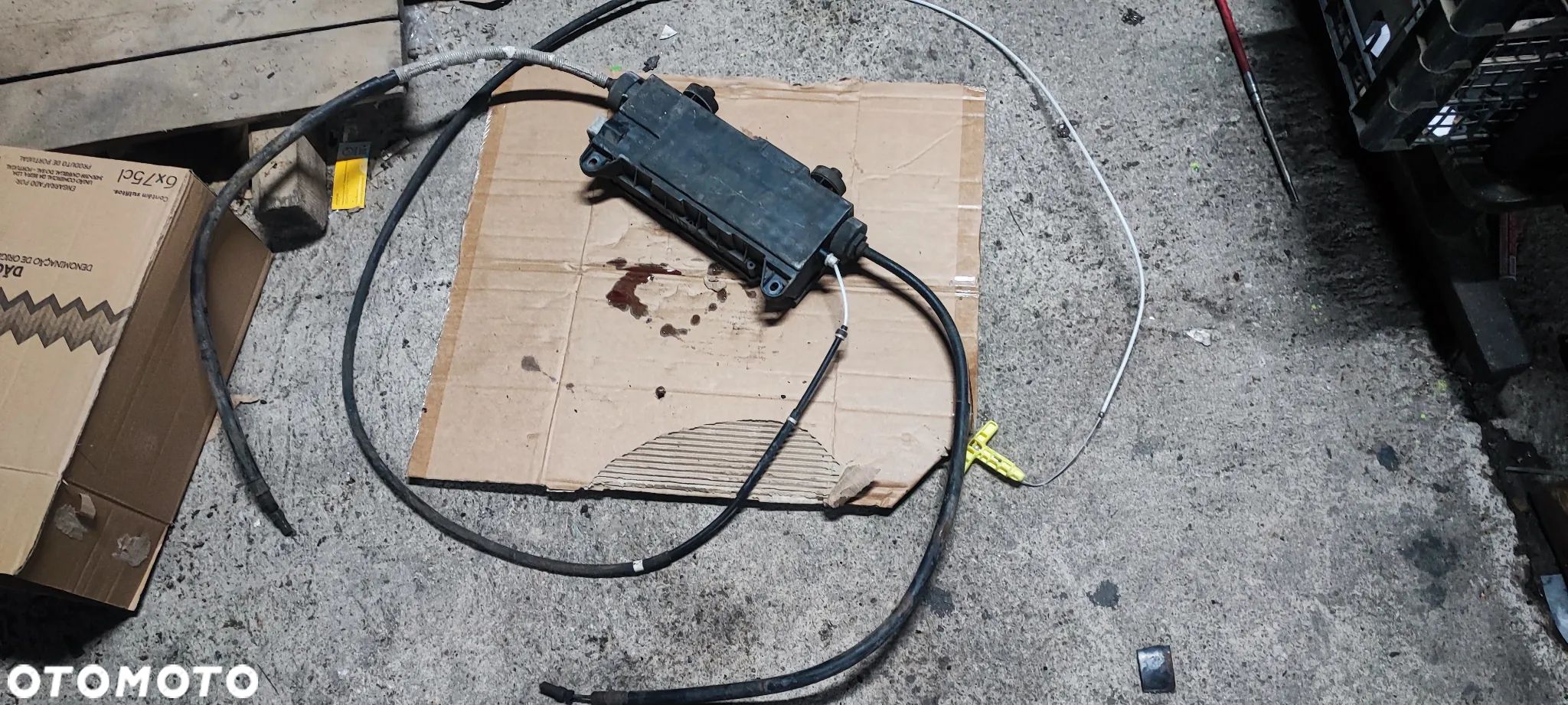 MODUŁ HAMULCA POSTOJOWEGO HAMULEC ELEKTRYCZNY RENAULT LAGUNA II 8200498693 - 1