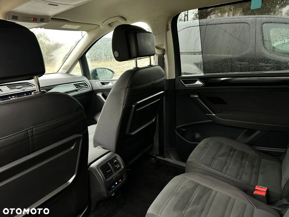 Volkswagen Touran 1.6 TDI SCR (BlueMotion Technology) SOUND - 8