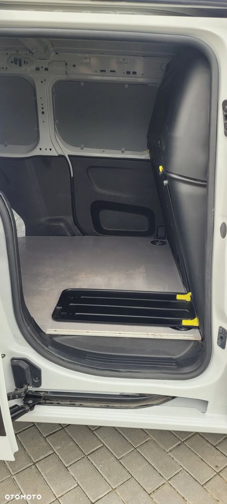 Toyota PROACE CITY - 15