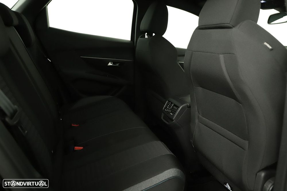 Peugeot 3008 1.6 Hybrid Allure e-EAT8 - 19