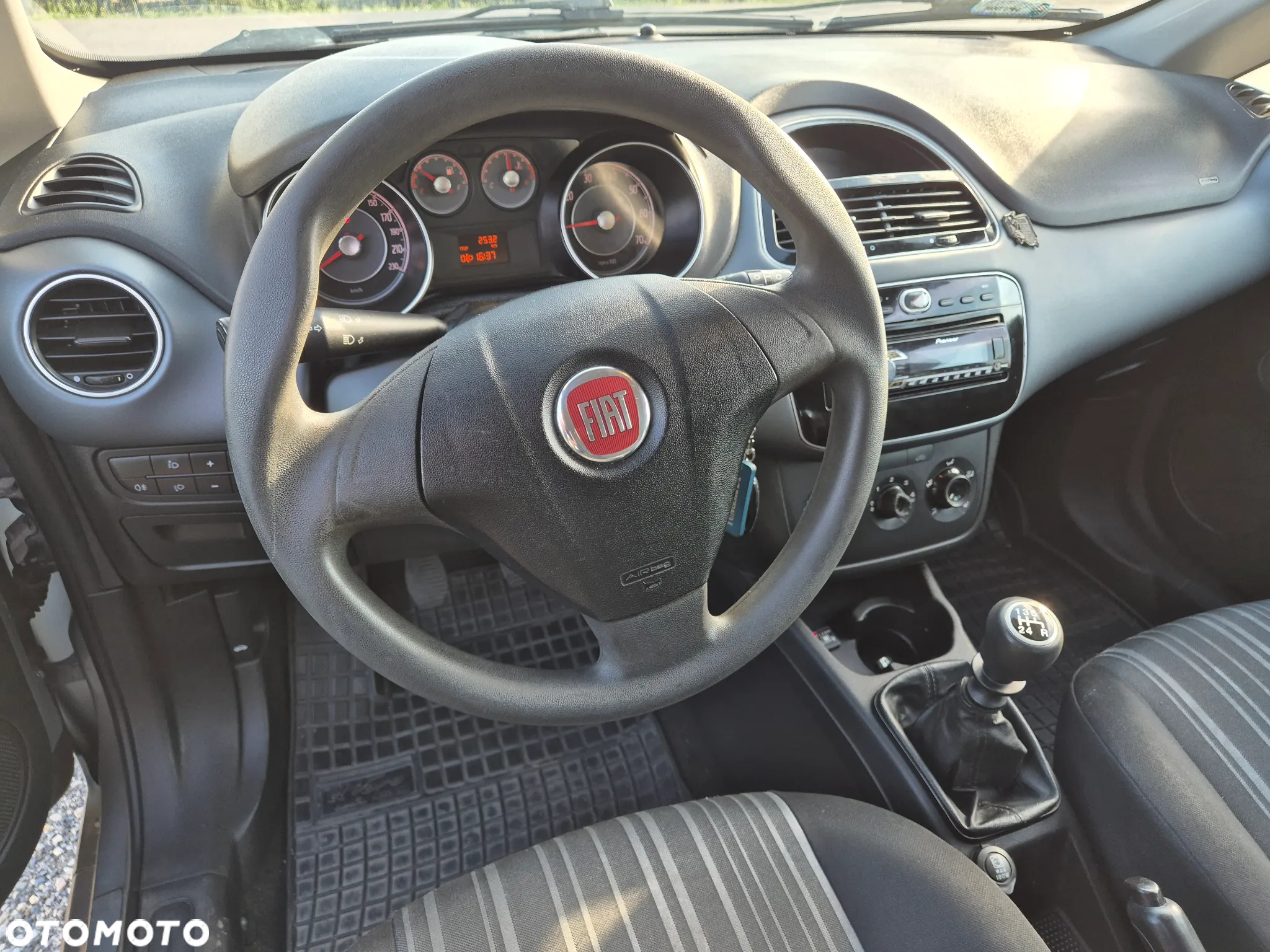 Fiat Punto Evo 1.2 8V Active - 8