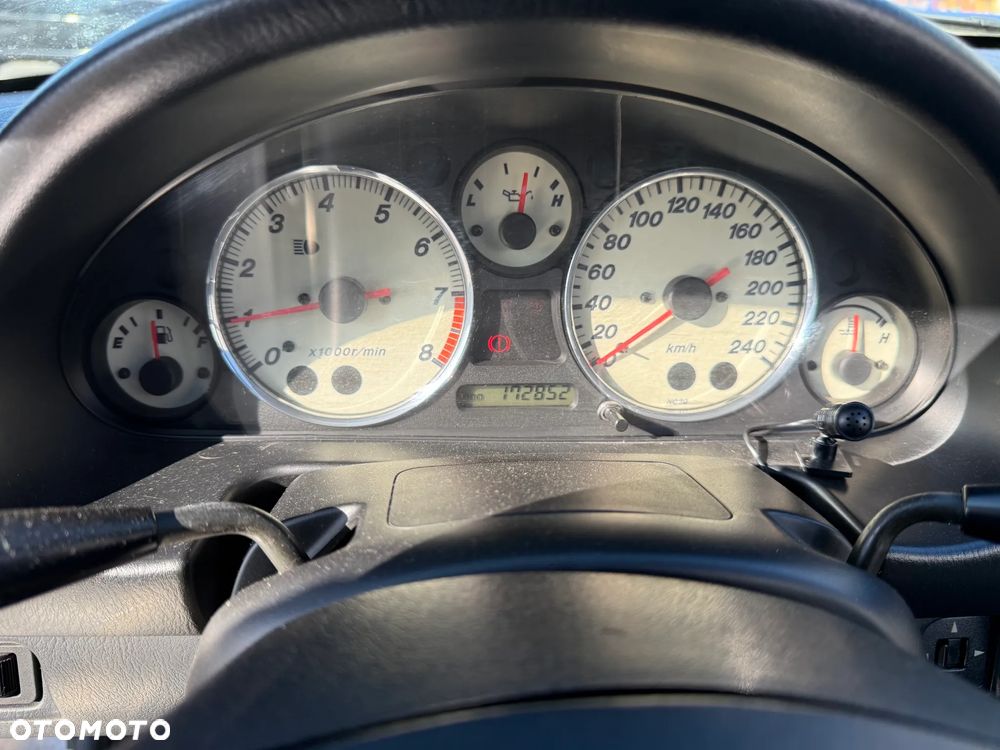 Mazda MX-5 1.9i 16V - 21