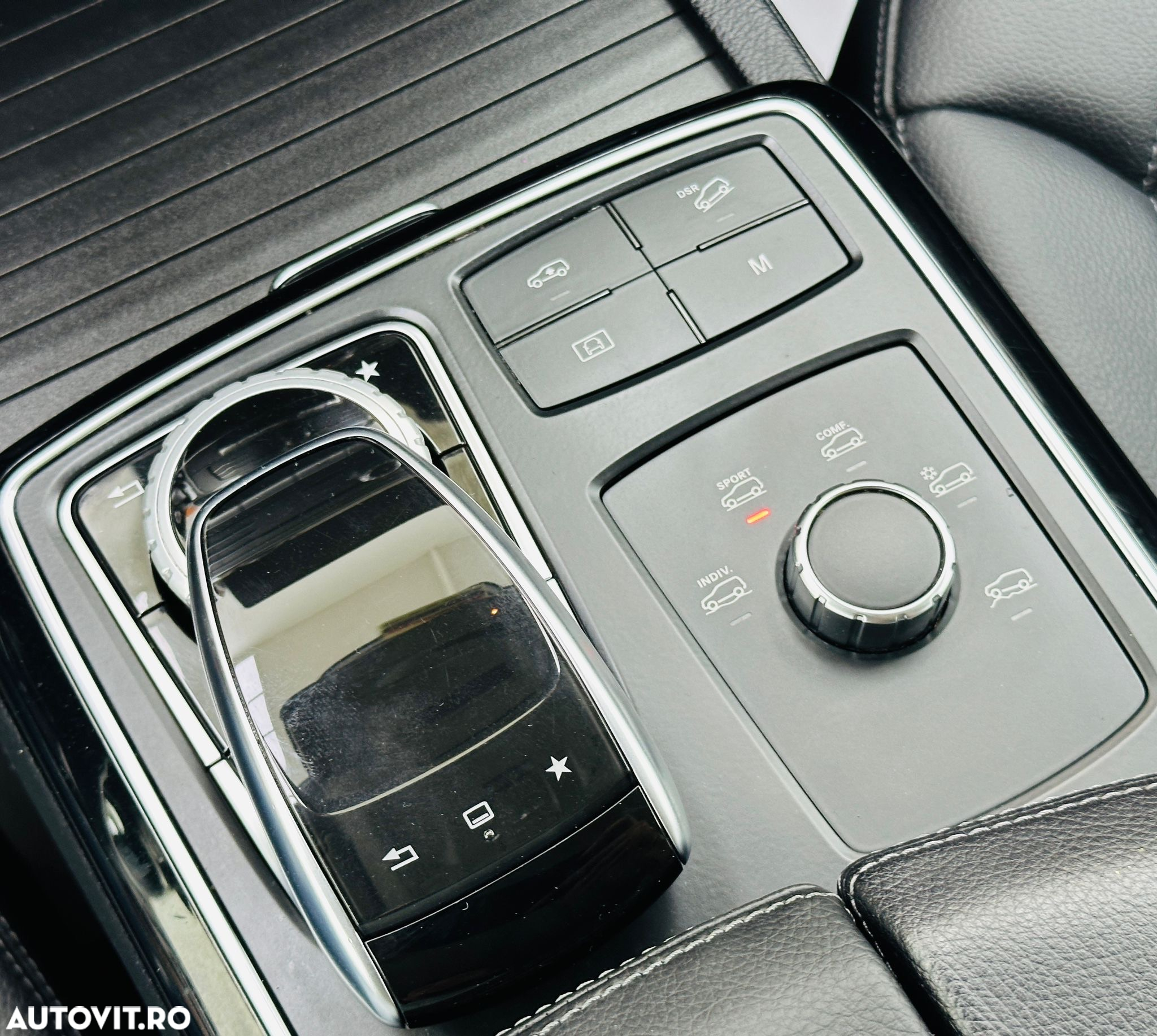 Mercedes-Benz GLE - 30