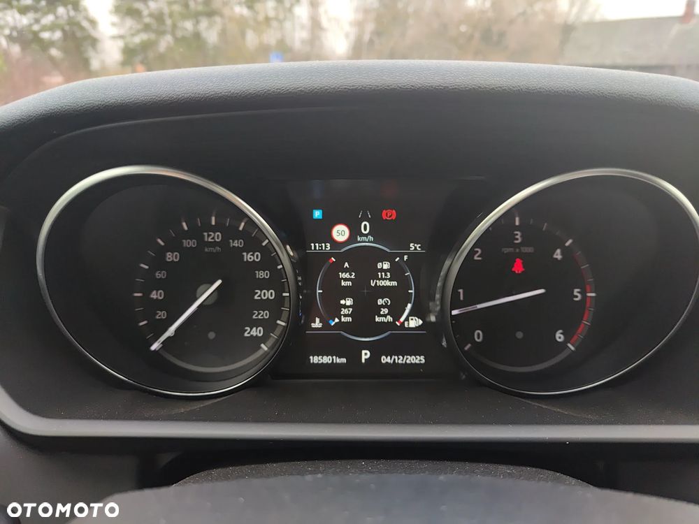 Land Rover Discovery 3.0 SDV6 SE - 9