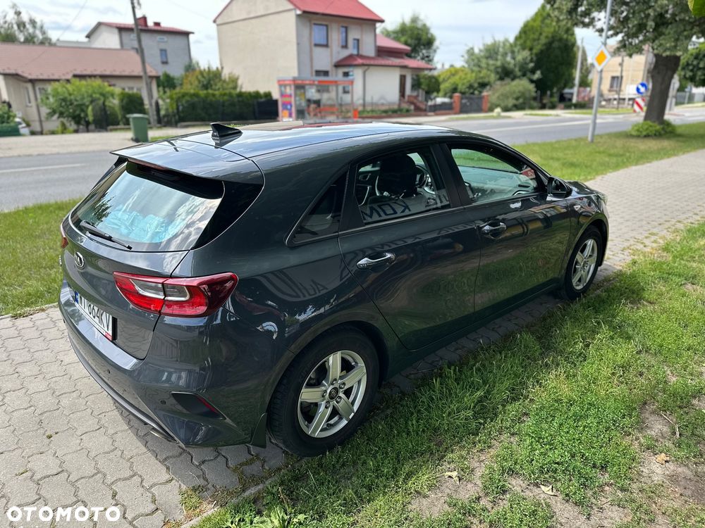 Kia Ceed 1.0 T-GDI M - 11