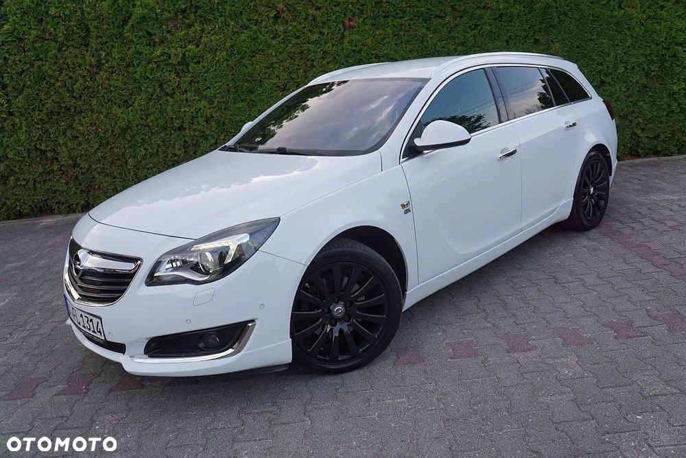 Opel Insignia - 1
