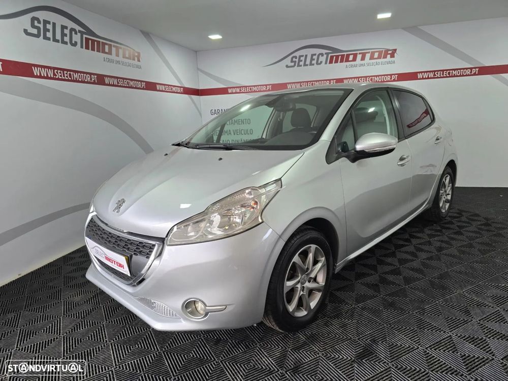 Peugeot 208 1.4 HDi Active - 1