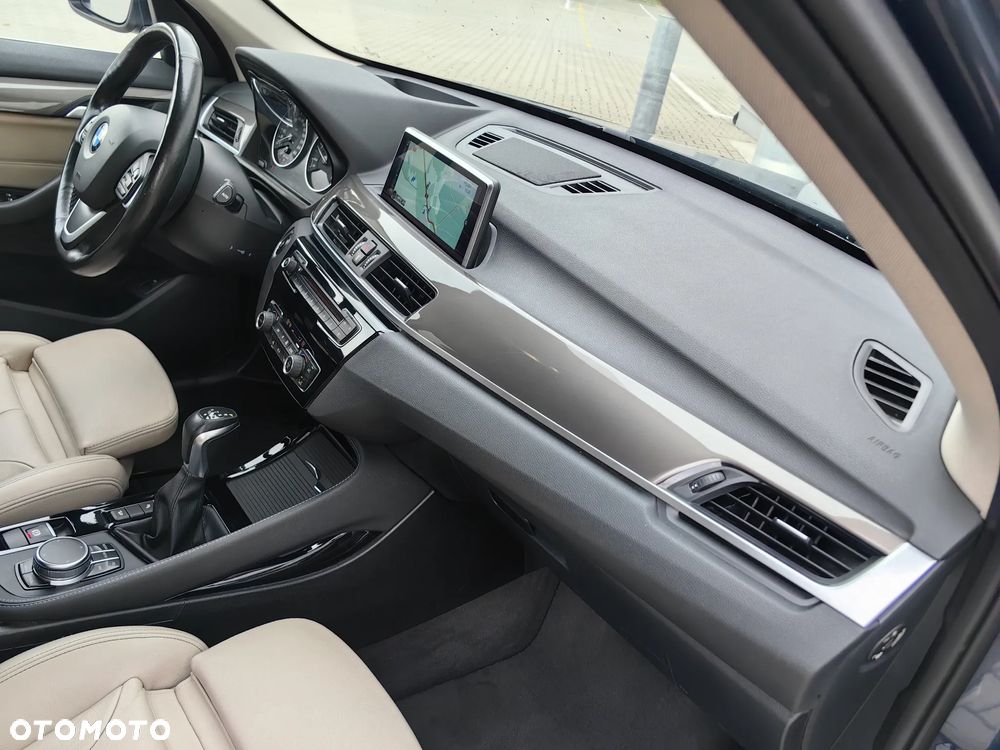 BMW X1 sDrive20d xLine sport - 14