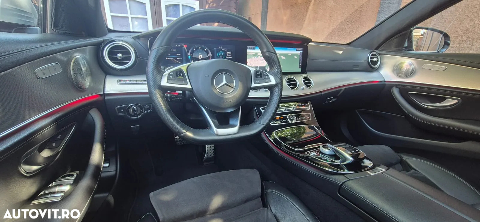 Mercedes-Benz E 220 d 9G-TRONIC AMG Line - 10