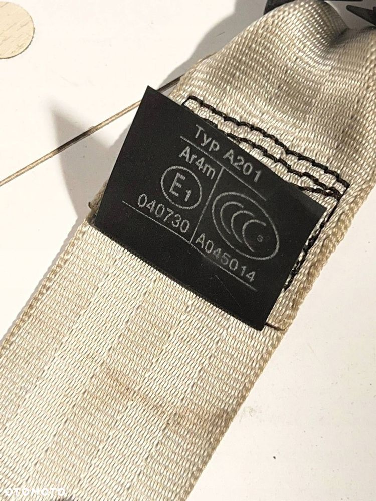 8J8 857 705 D Pas bezpieczeństwa fotela Audi TT TTS Mk2 2008 PRZÓD KOMPLET - 8