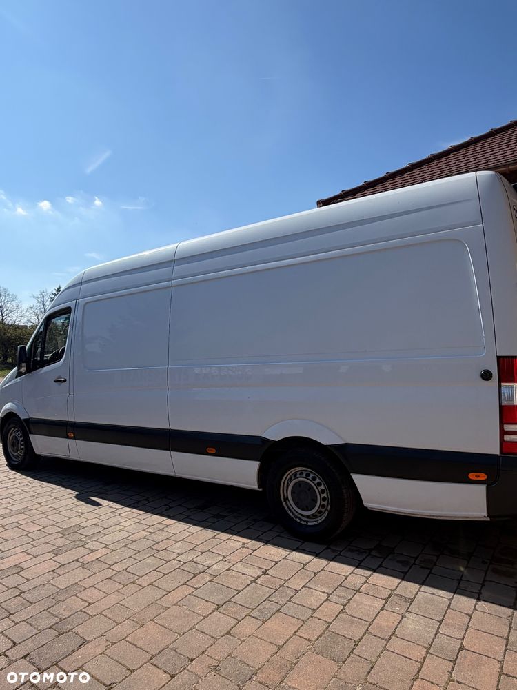 Mercedes-Benz Sprinter - 6