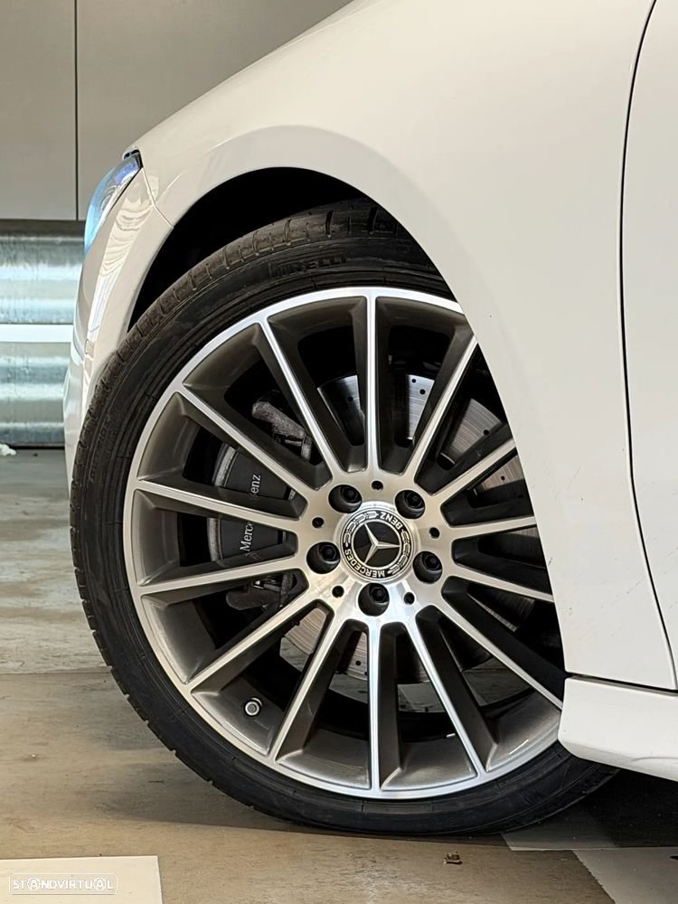 Mercedes-Benz CLA 200 Shooting Brake AMG Line Aut. - 17