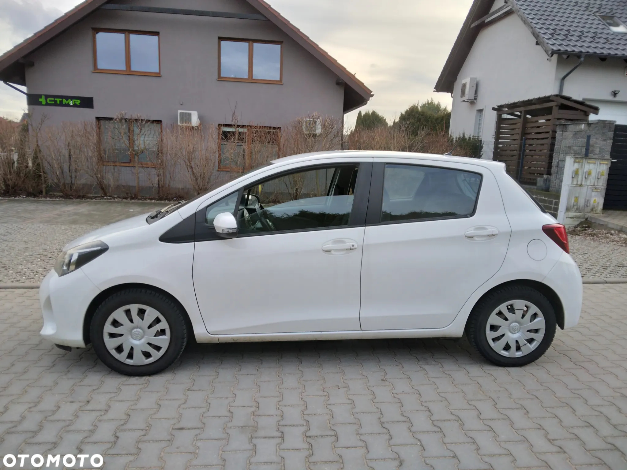 Toyota Yaris 1.0 Active - 3