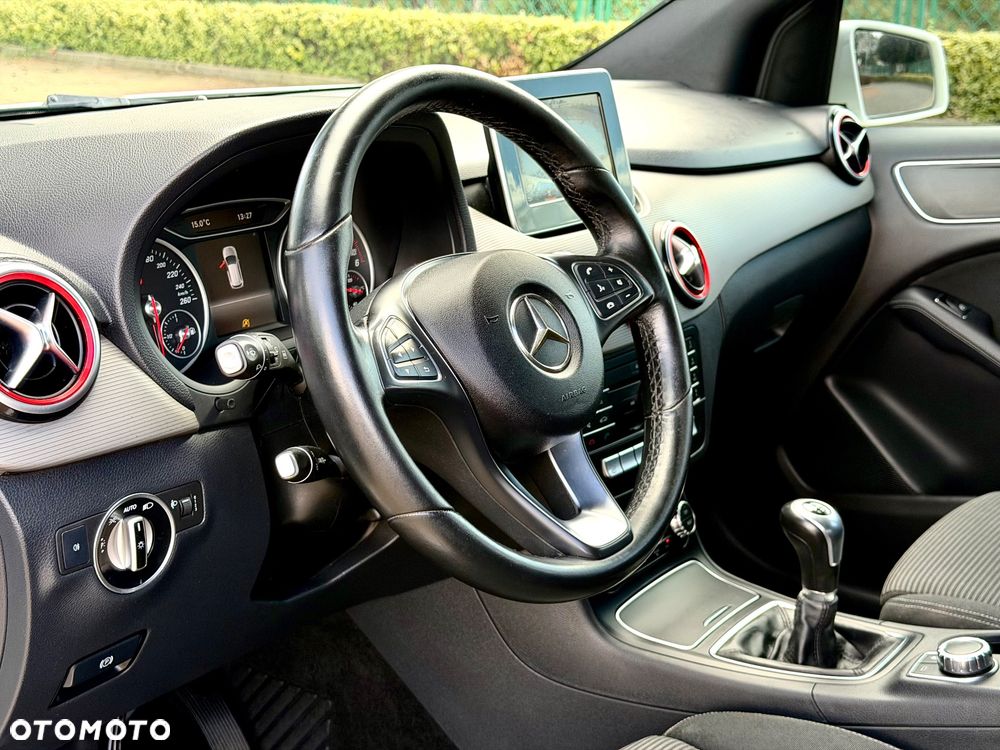 Mercedes-Benz Klasa B 160 d Edition - 18