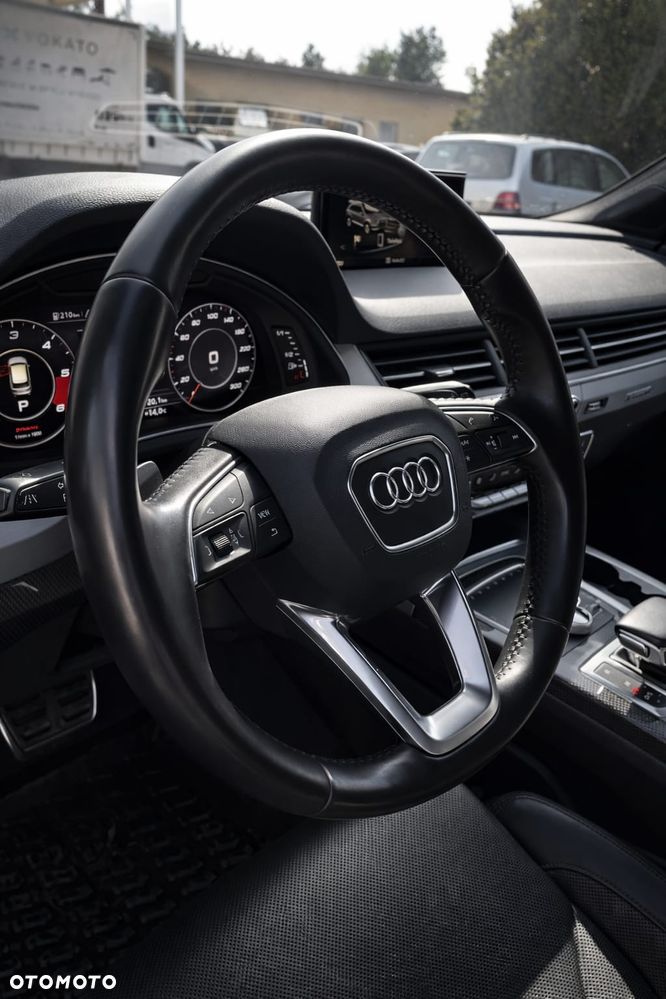 Audi SQ7 - 8