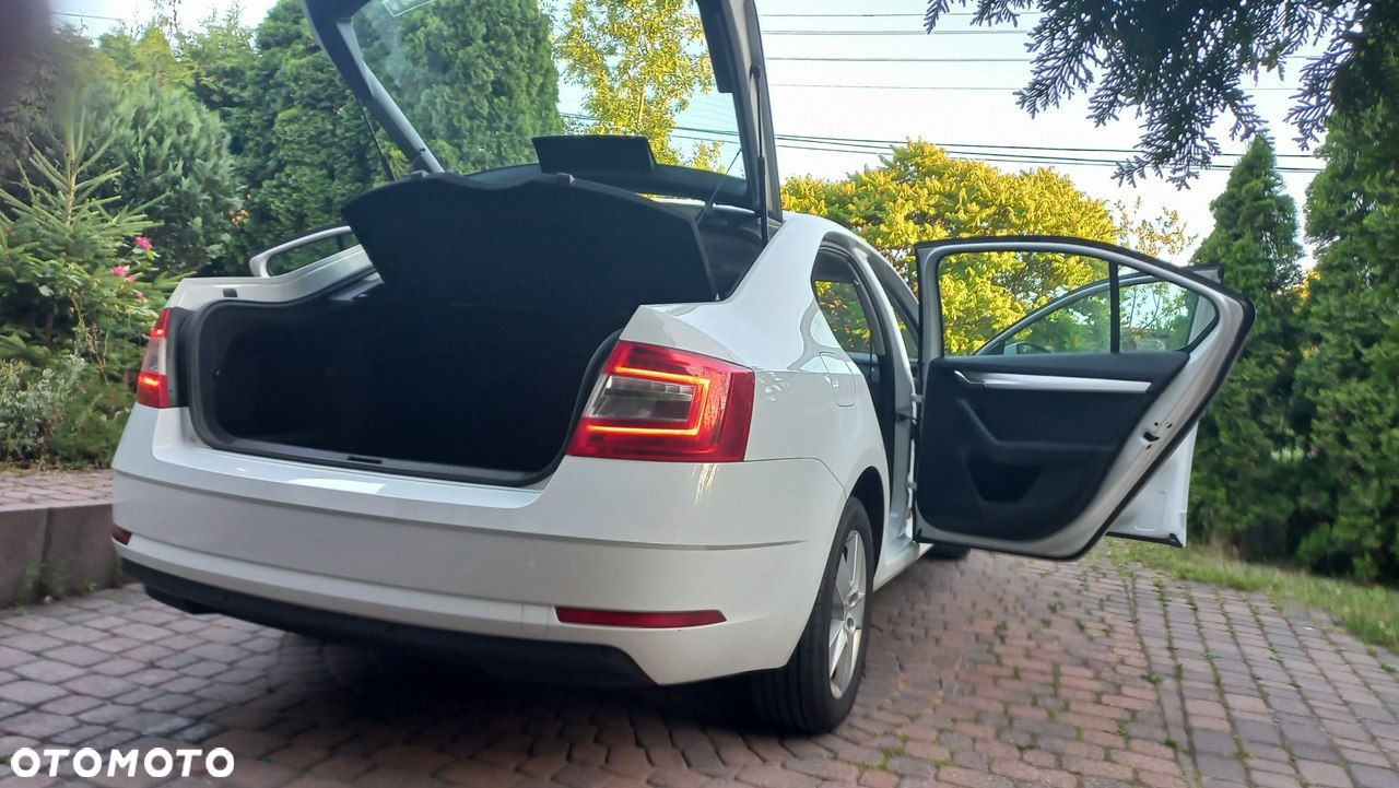 Skoda Octavia 1.5 TSI ACT Ambition DSG - 33