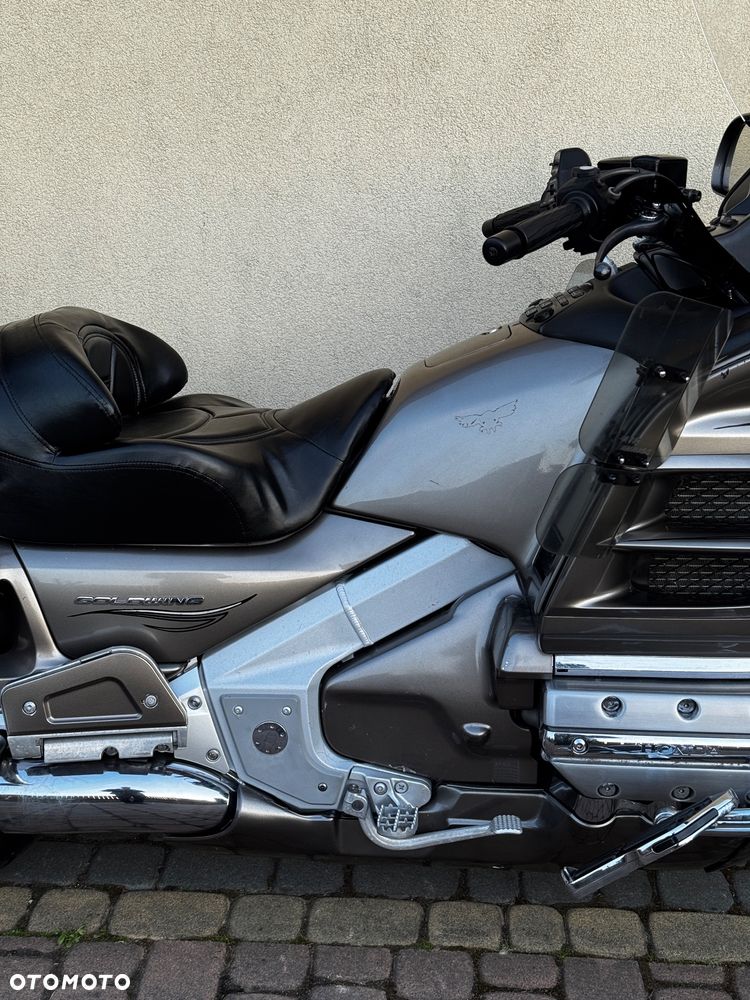 Honda GL - 9