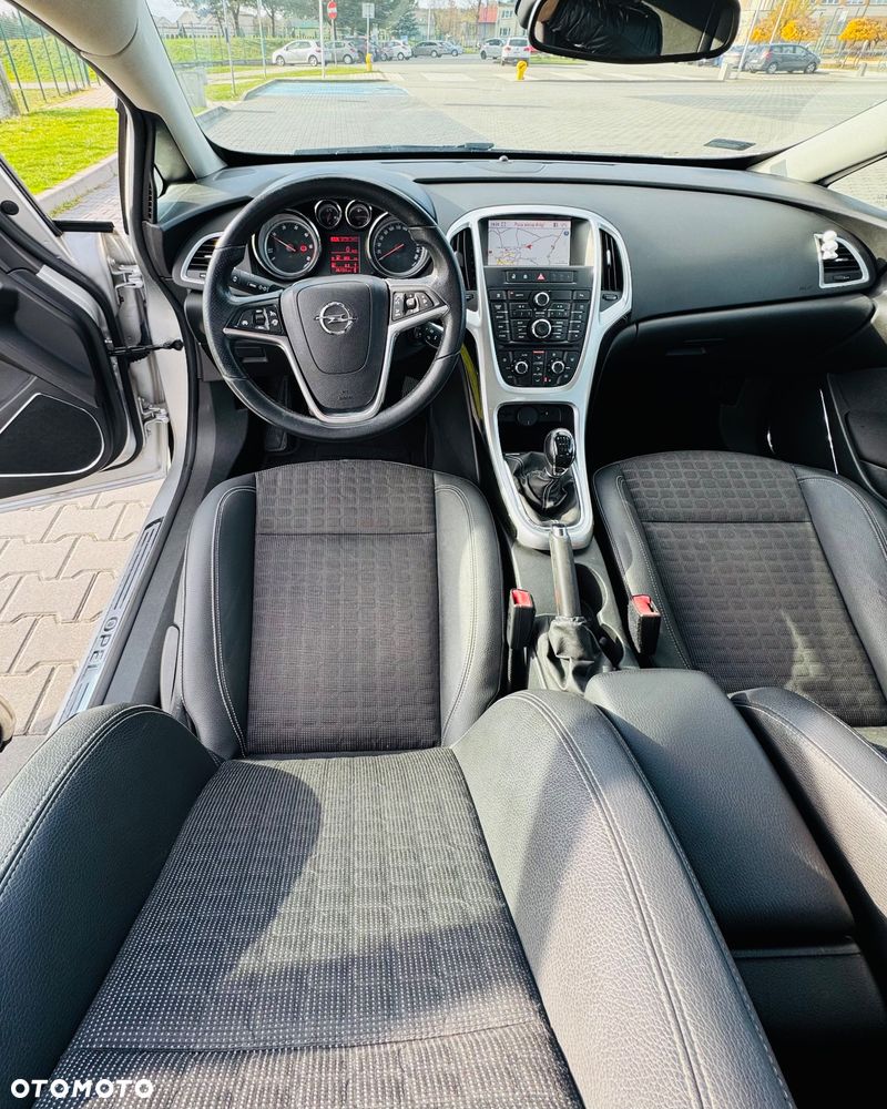 Opel Astra 2.0 CDTI ecoFLEX Start/Stop - 23