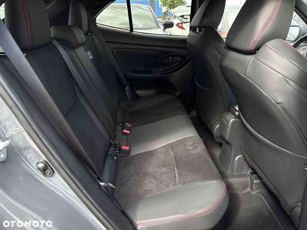Toyota Yaris Cross Hybrid 1.5 GR Sport - 8