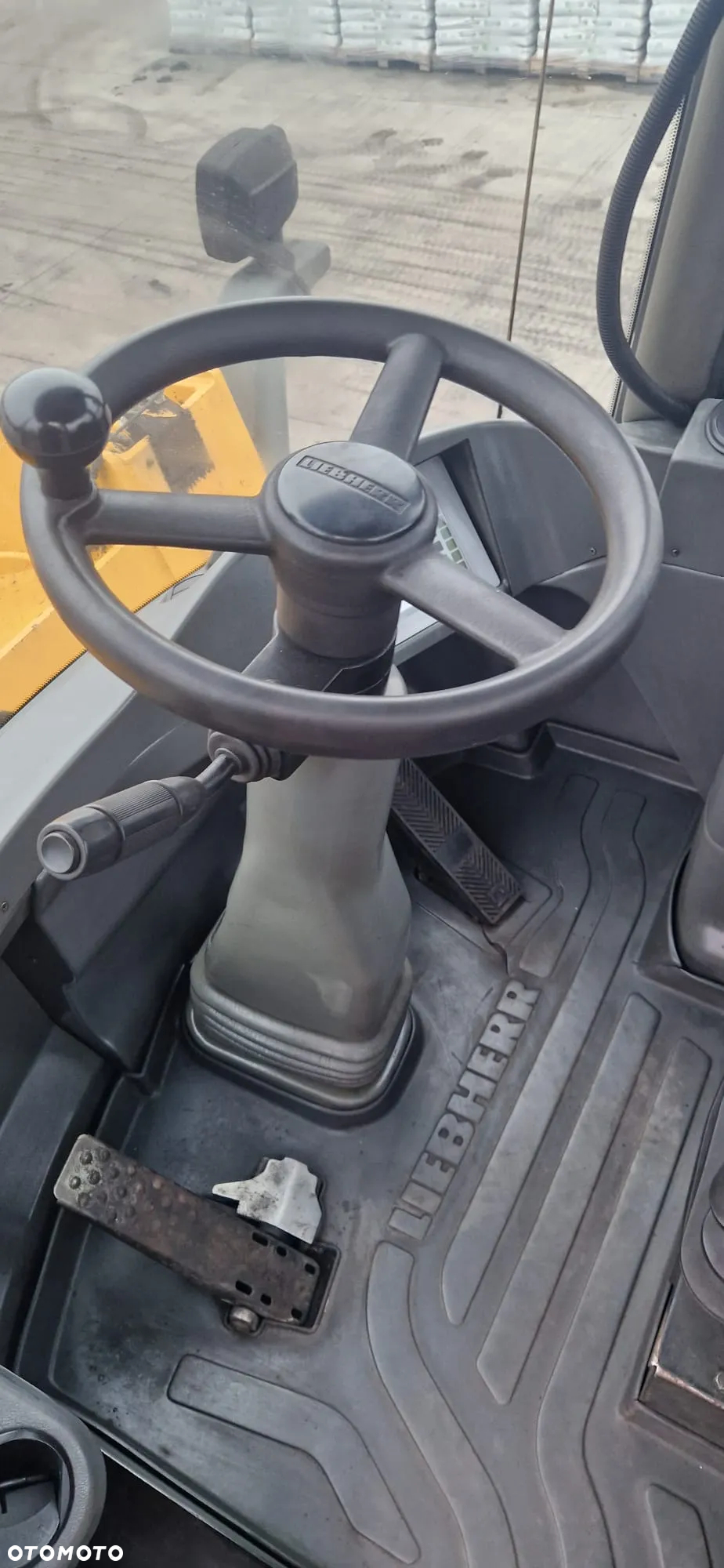 Liebherr L564 - 10