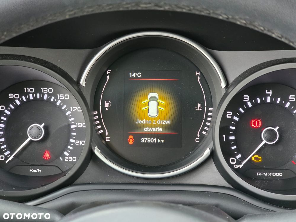 Fiat 500L 1.4 16V Cross - 21