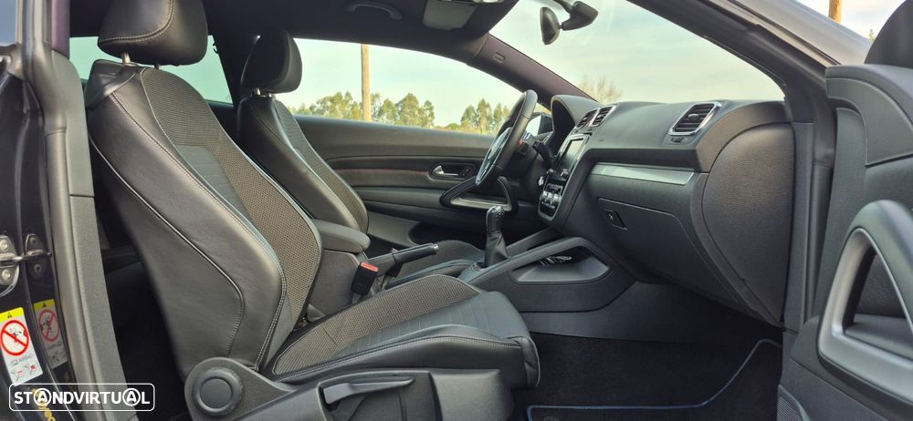 VW Scirocco 2.0 TDI Sport - 22