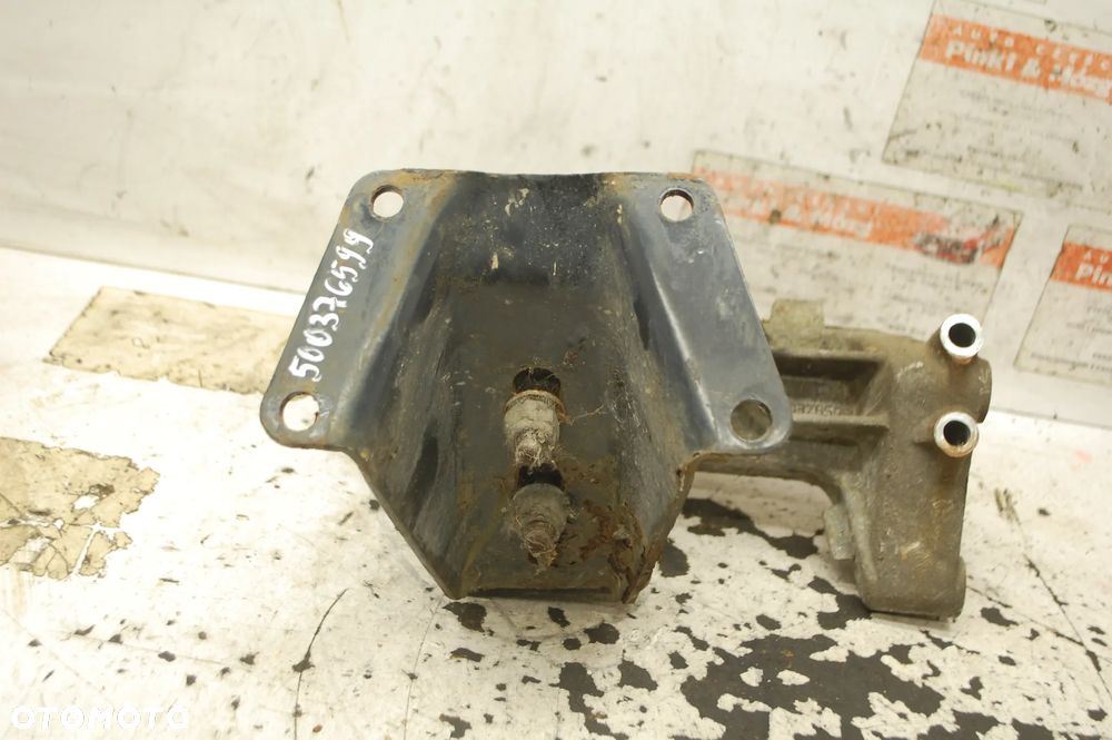 ŁAPA SILNIKA PODUSZKA LEWA 500376599 IVECO DAILY III 2.3 JTD - 1
