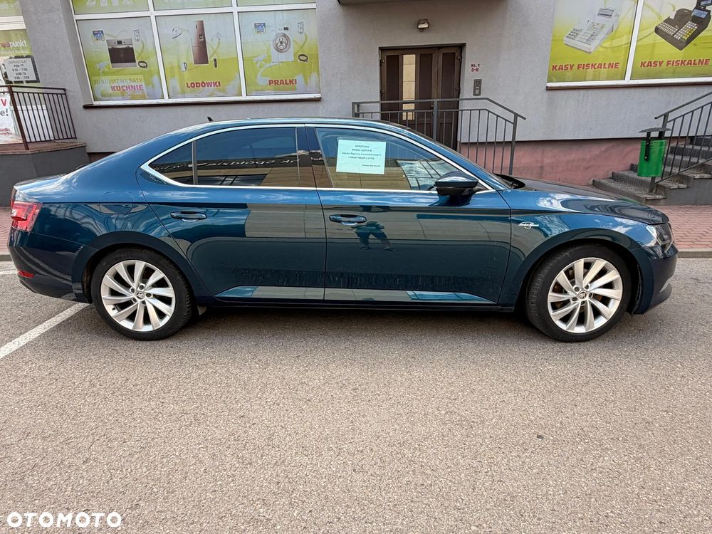 Skoda Superb 2.0 TDI L&K - 3