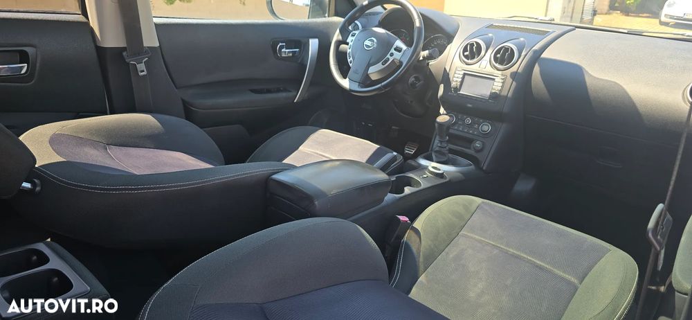 Nissan Qashqai 1.6 DCI 4 x 4 DPF tekna - 13