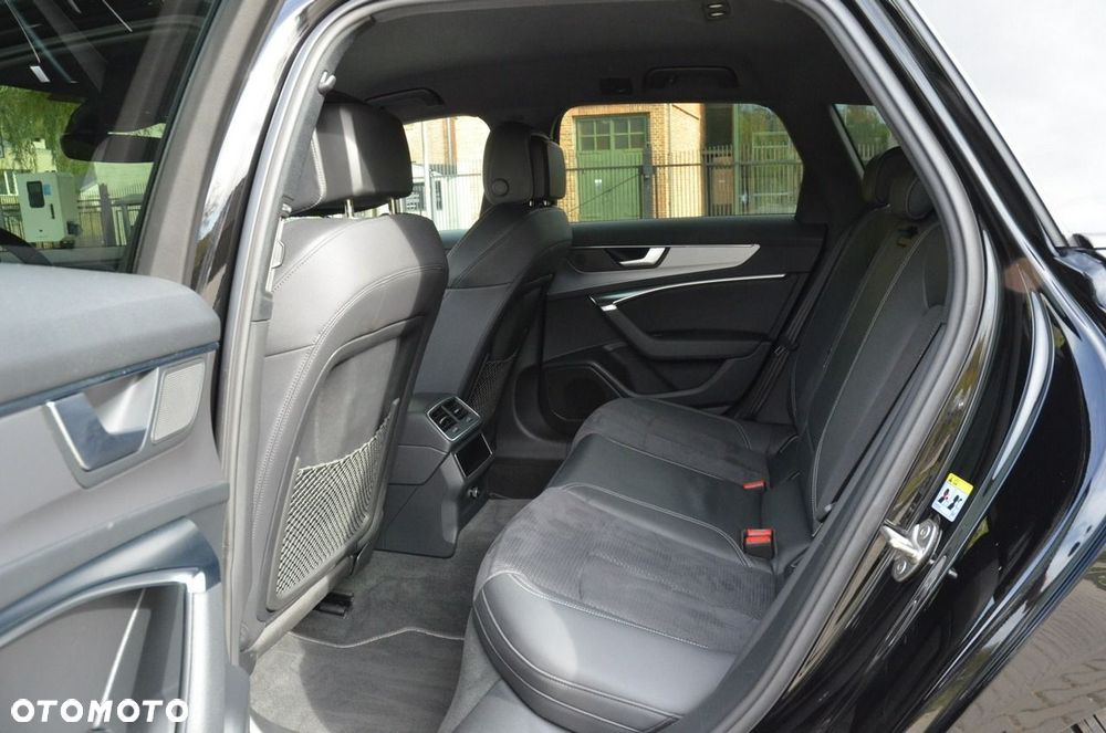 Audi A6 Avant 55 TFSI e quattro S tronic S line - 34