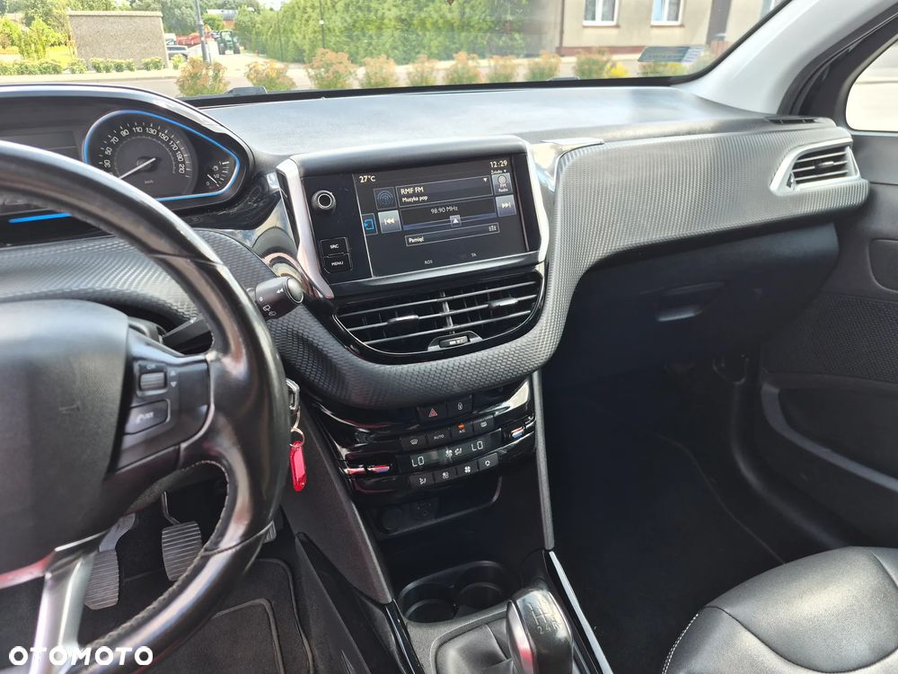 Peugeot 2008 - 23