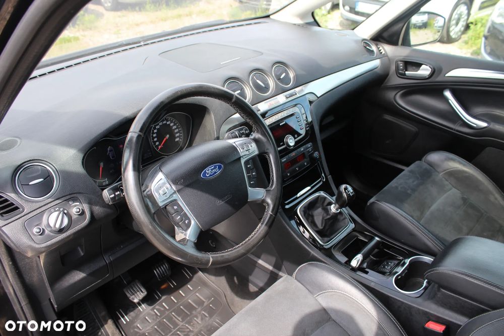 Ford S-Max 2.0 TDCi DPF Titanium - 5