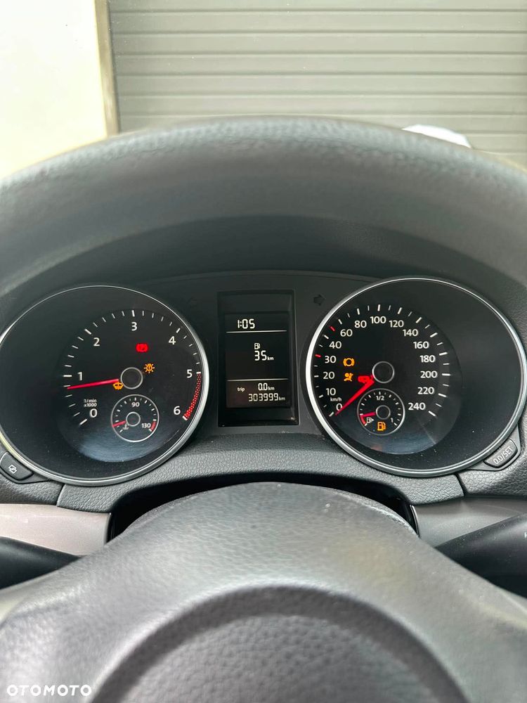 Volkswagen Golf - 15