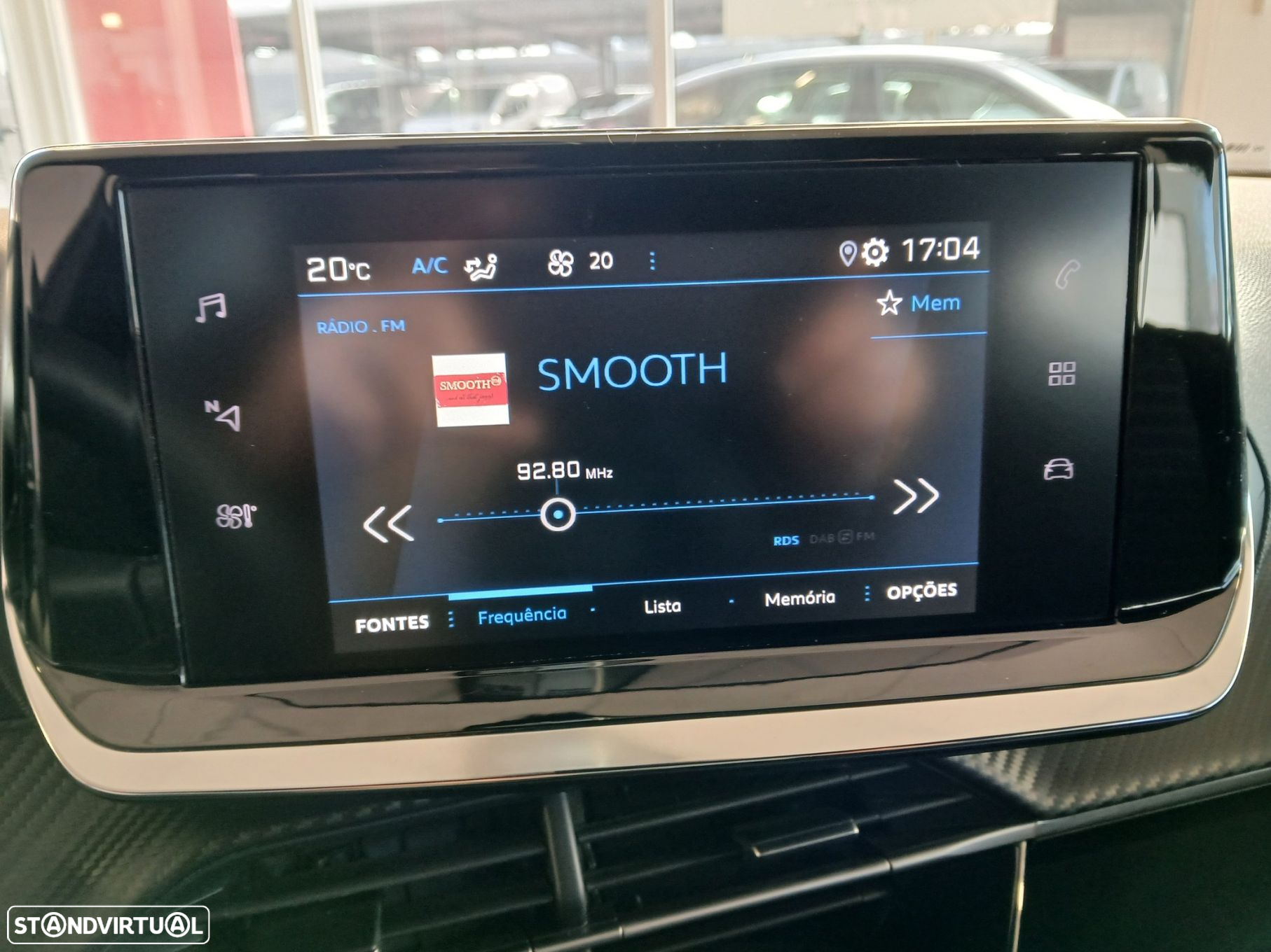 Peugeot 2008 1.2 PureTech Active Pack - 10