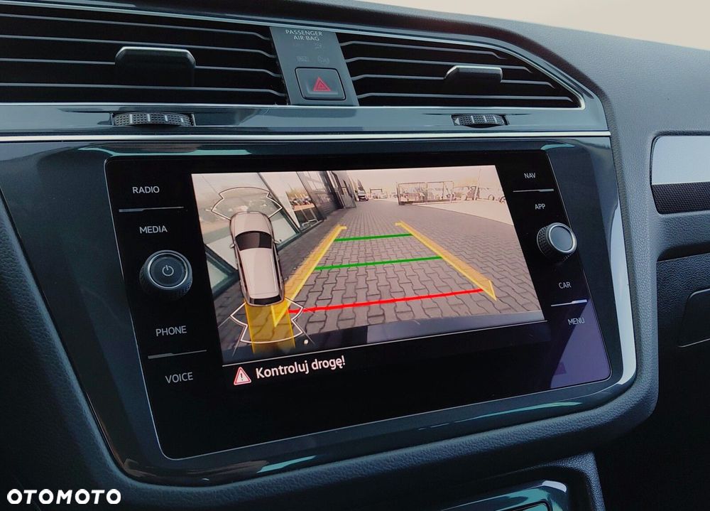 Volkswagen Tiguan 1.5 eTSI Elegance DSG - 36