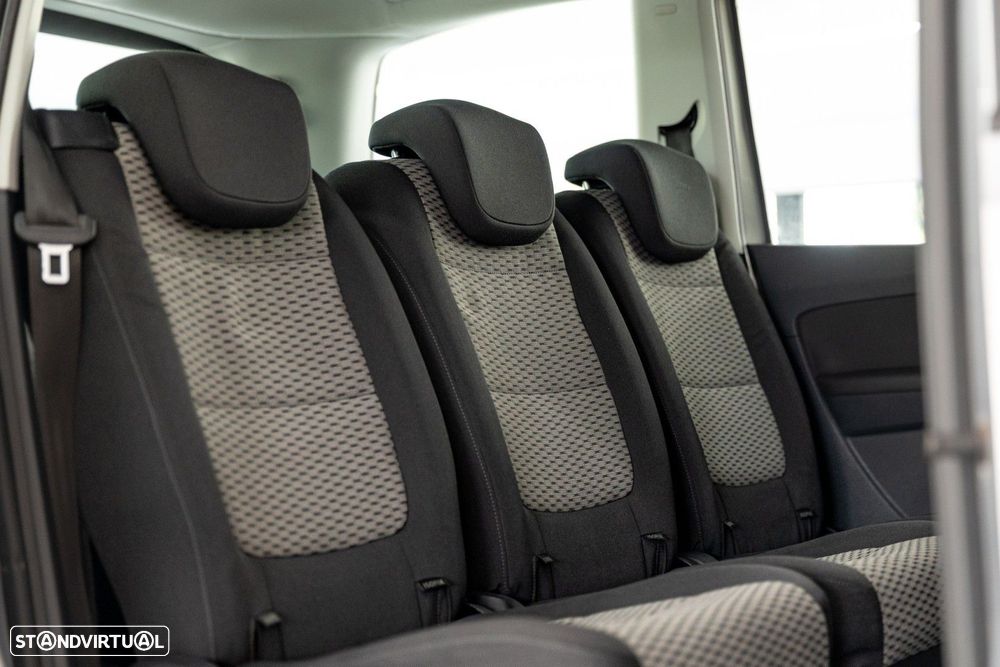 VW Sharan 2.0 TDI Confortline - 8