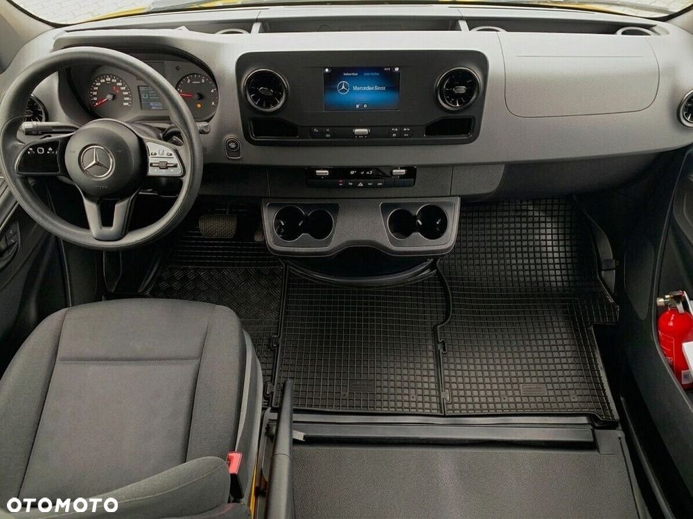 Mercedes-Benz Sprinter FURGON, ZABUDOWA KURIER - 22