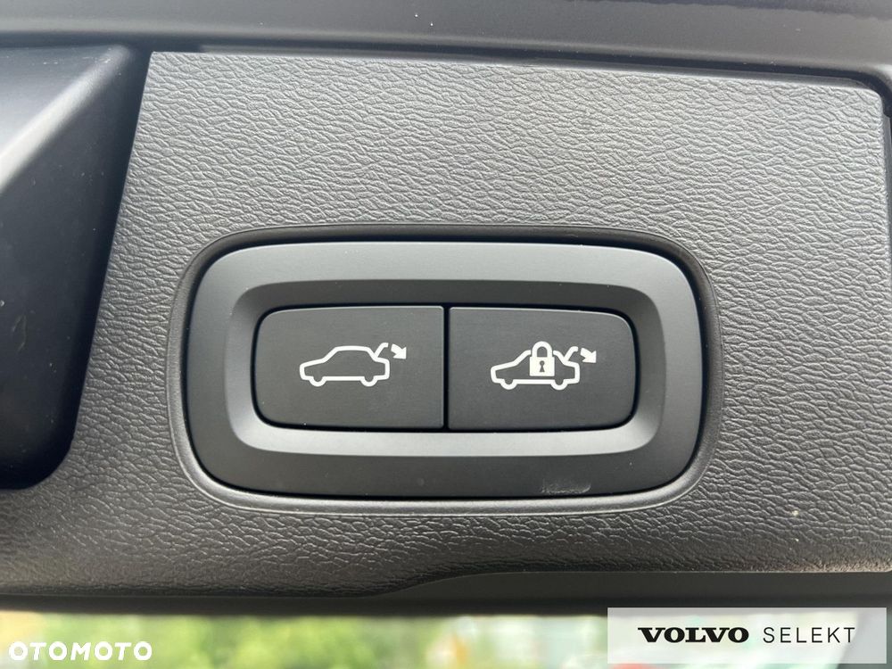 Volvo XC 60 - 32