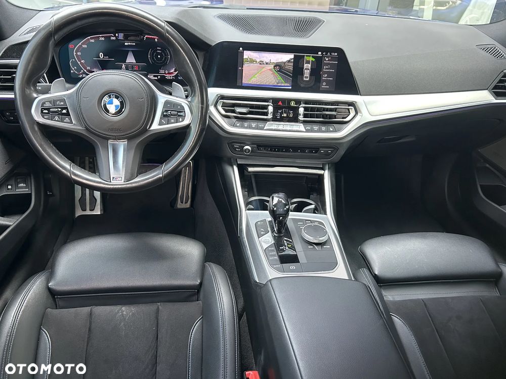 BMW Seria 3 330e - 19