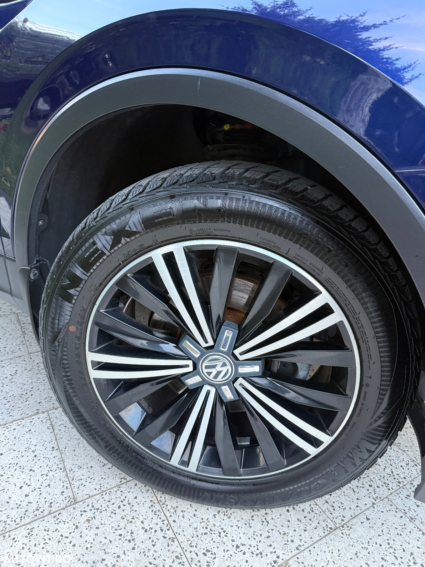 Volkswagen Tiguan 2.0 TDI 4Mot DSG Highline - 23