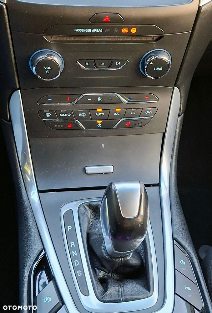 Ford Edge - 20