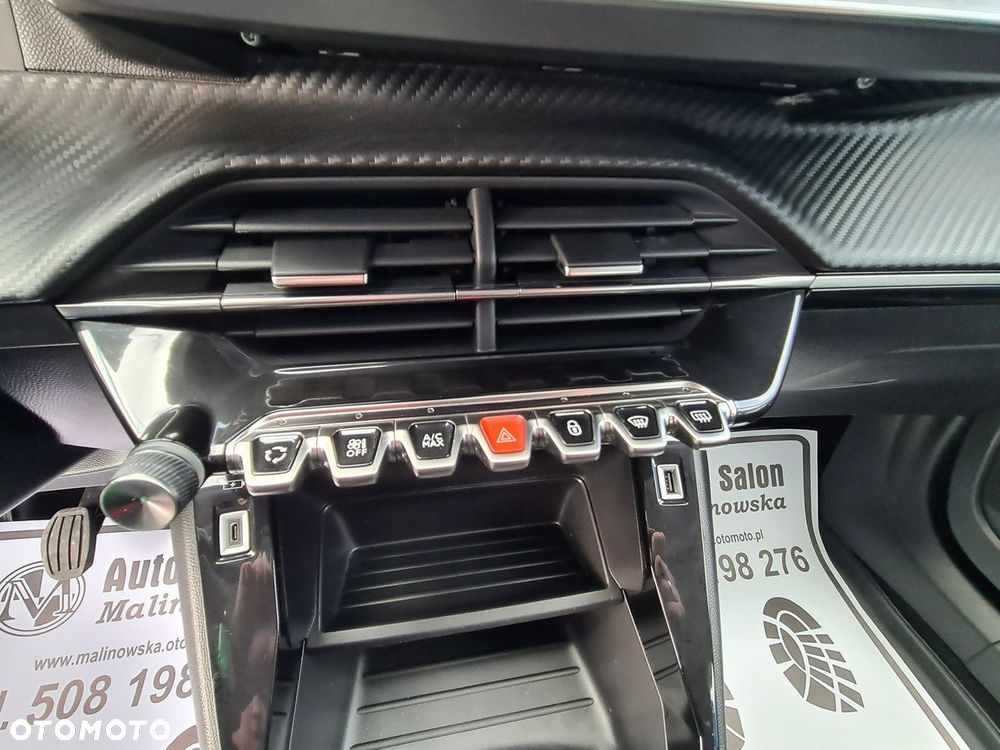 Peugeot 2008 PureTech 100 Style S&S BVM6 - 20