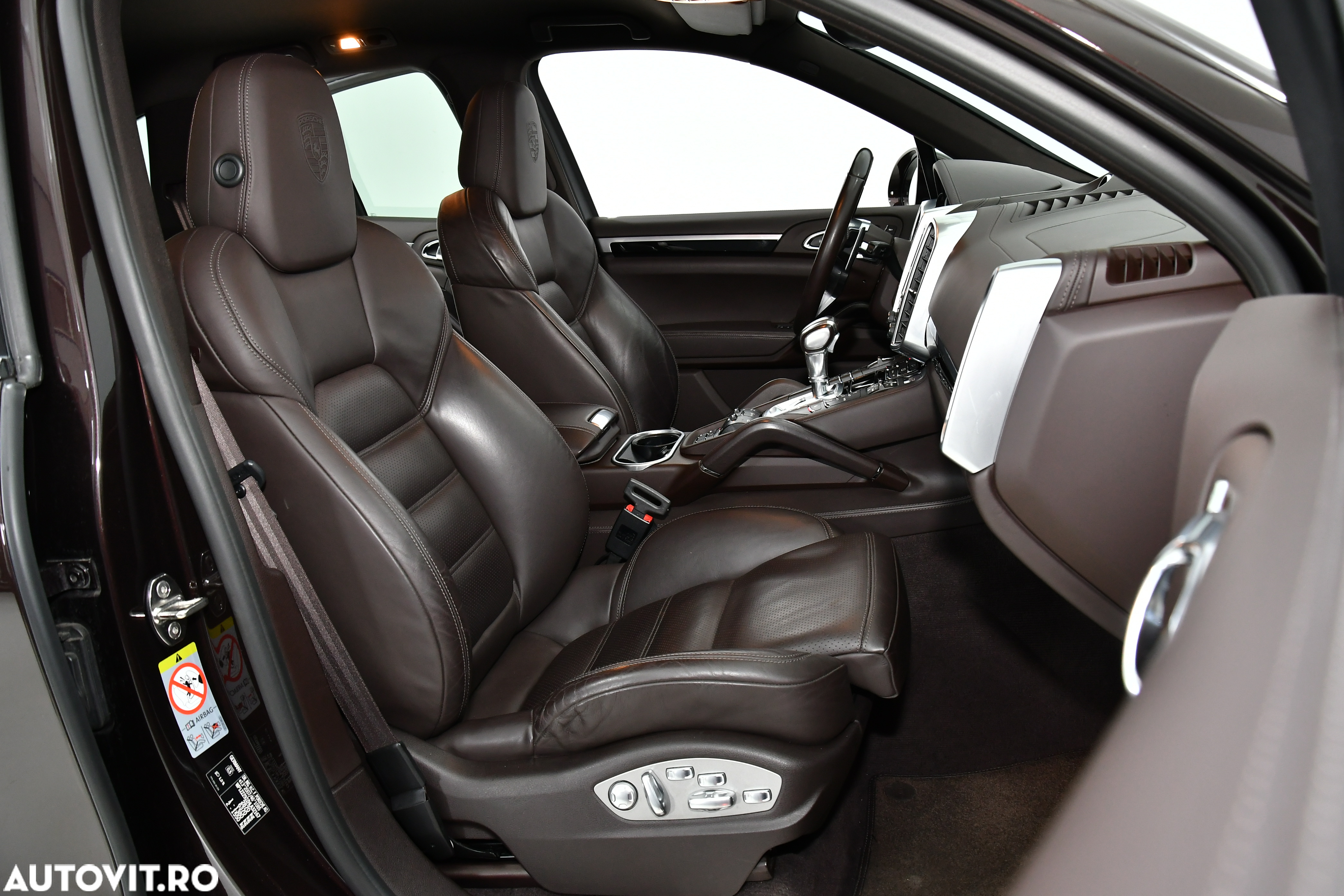 Porsche Cayenne 3.0 L - 5