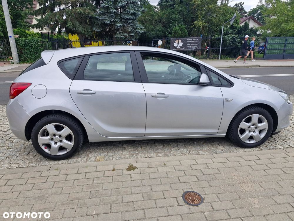 Opel Astra - 7