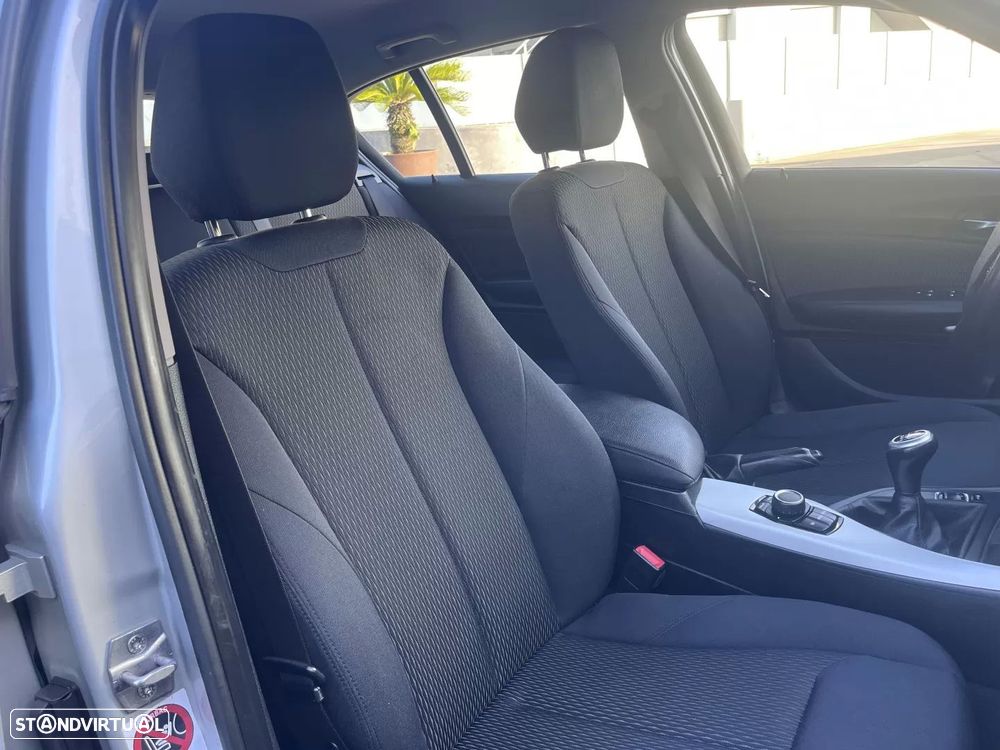 BMW 120 d Sport Line - 47