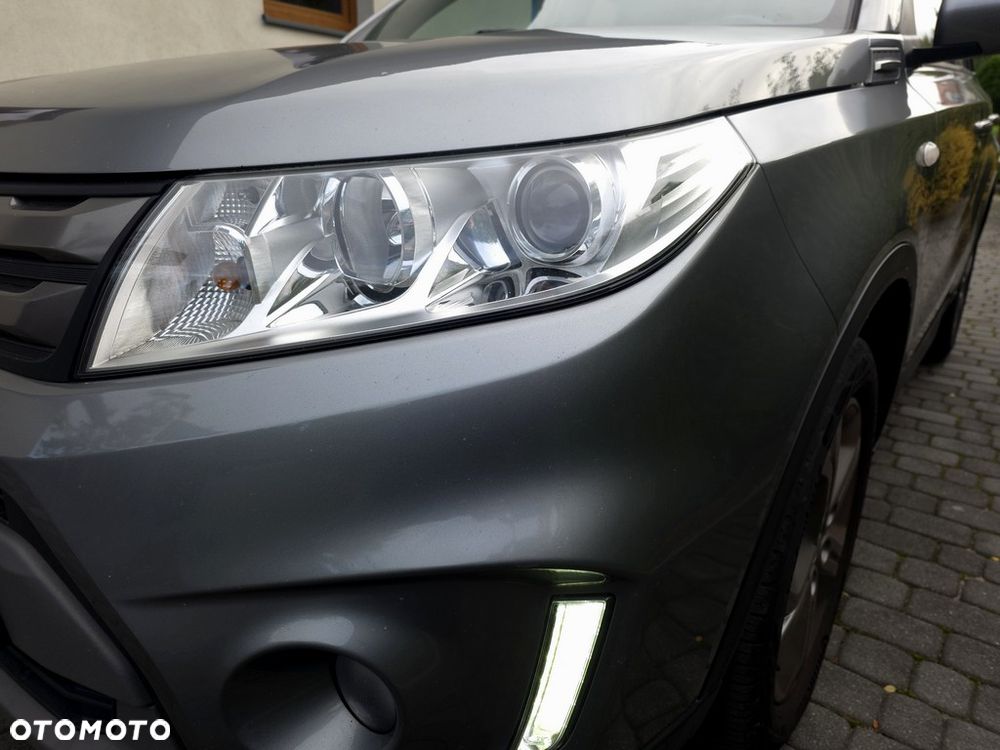 Suzuki Vitara 1.6 Premium 2WD - 32