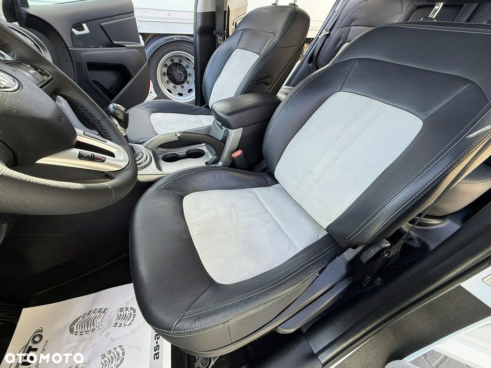 Kia Sportage 1.7 CRDI XL 2WD - 11