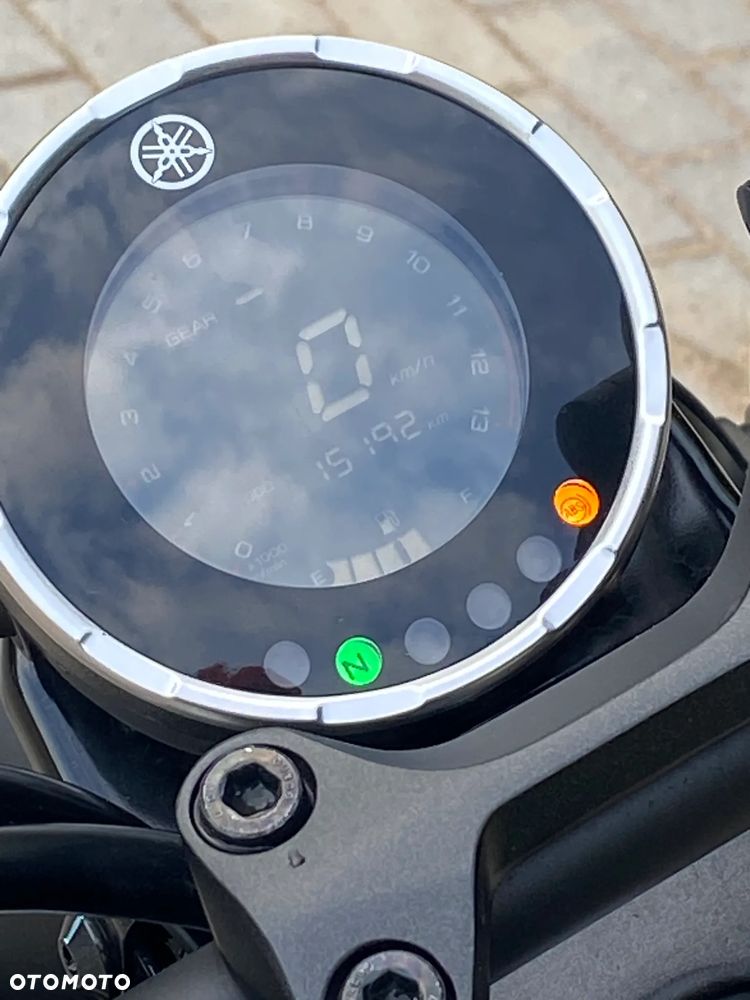 Yamaha XSR - 7